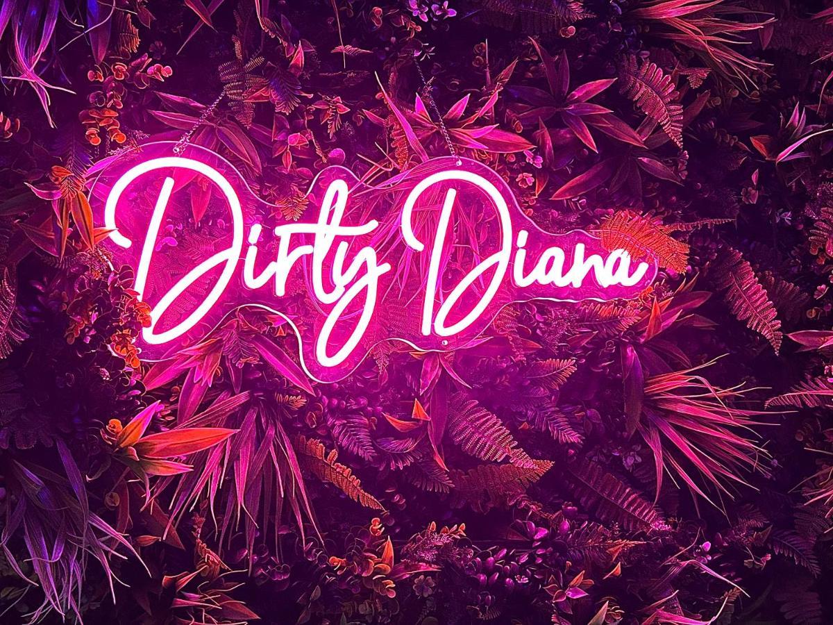 Love Room Suite Dirty Diana Aubagne Esterno foto