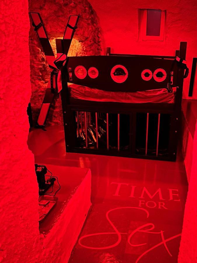 Love Room Suite Dirty Diana Aubagne Esterno foto