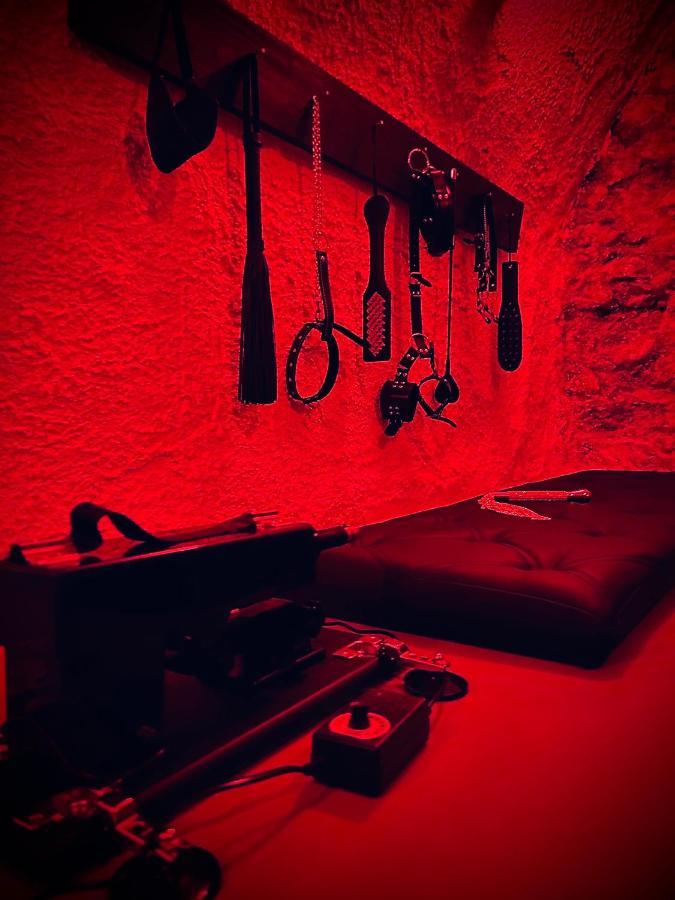 Love Room Suite Dirty Diana Aubagne Esterno foto