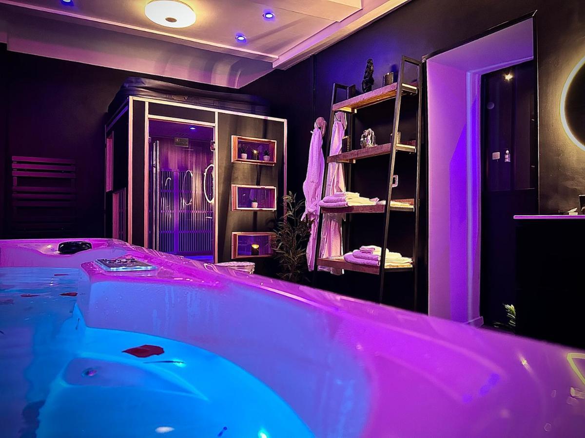 Love Room Suite Dirty Diana Aubagne Esterno foto