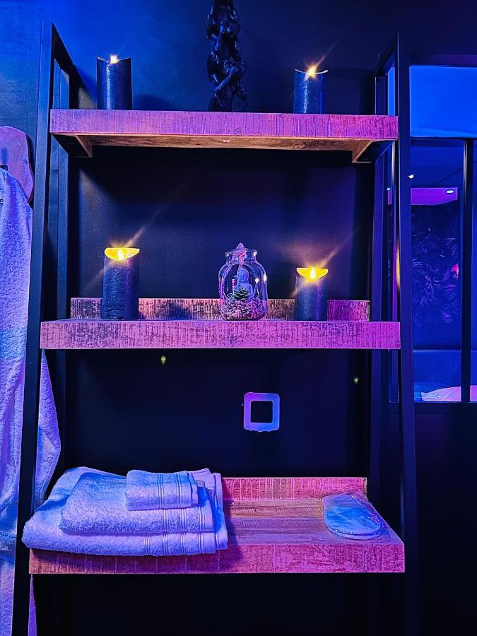 Love Room Suite Dirty Diana Aubagne Esterno foto