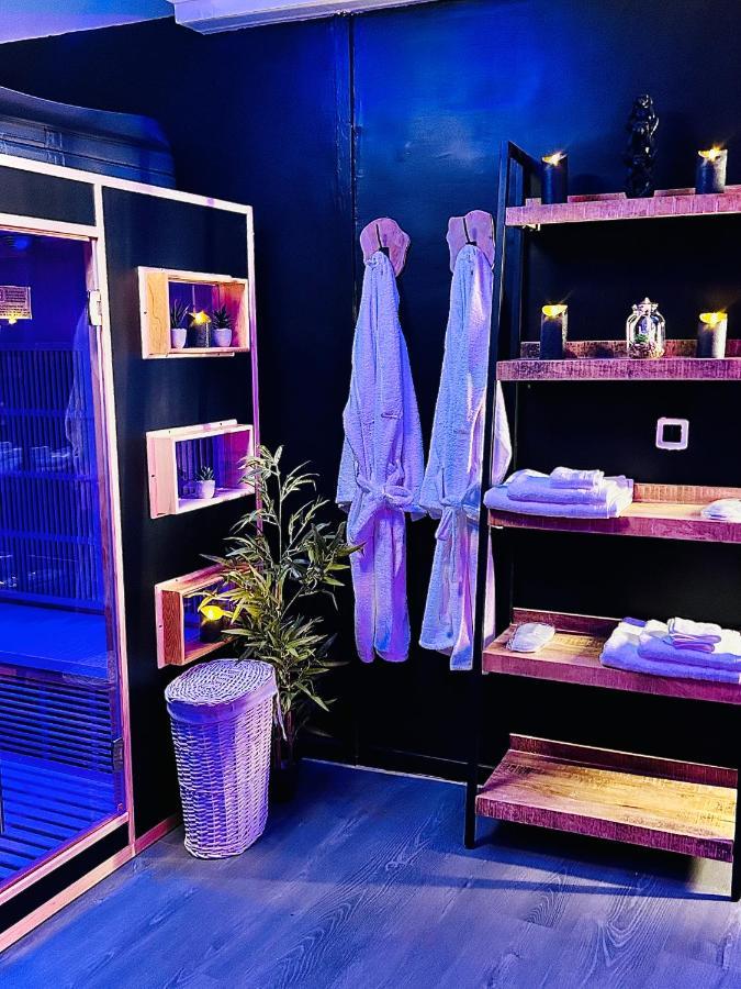 Love Room Suite Dirty Diana Aubagne Esterno foto